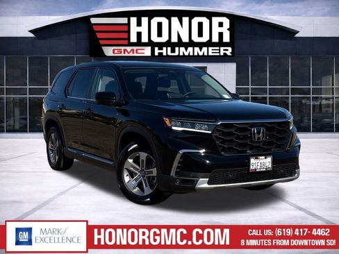 Used 2025 Honda Pilot EX-L image 1