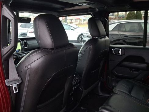 Used 2021 Jeep Wrangler Unlimited Sahara image 20