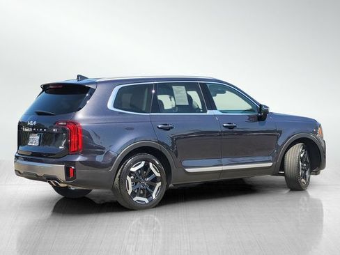 Used 2025 Kia Telluride S AWD/4WD image 4