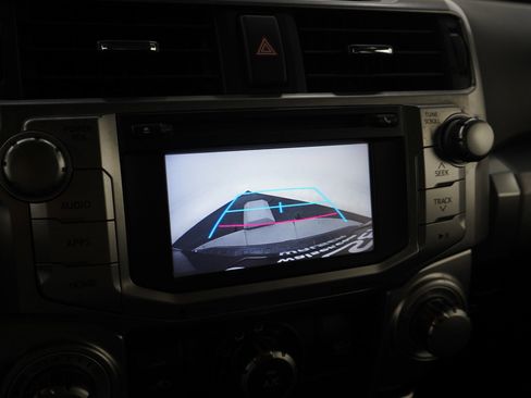 Used 2018 Toyota 4Runner SR5 image 20