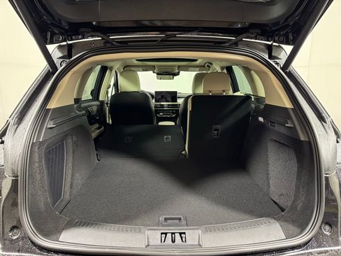 New 2026 Lincoln Corsair Premiere image 64