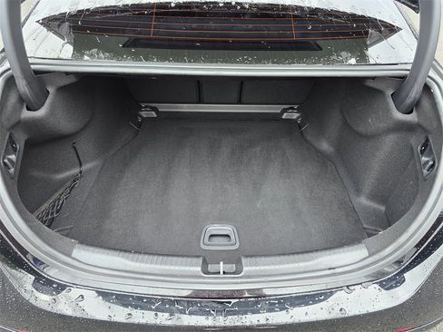 Used 2025 Mercedes-Benz C 300 4MATIC Sedan image 15