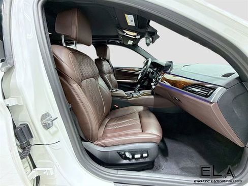 Used 2018 BMW 540i image 30
