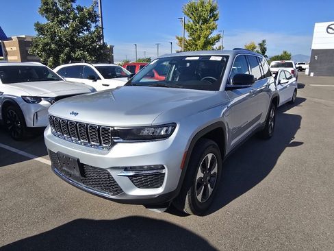 Used 2023 Jeep Grand Cherokee 4WD 4xe image 1