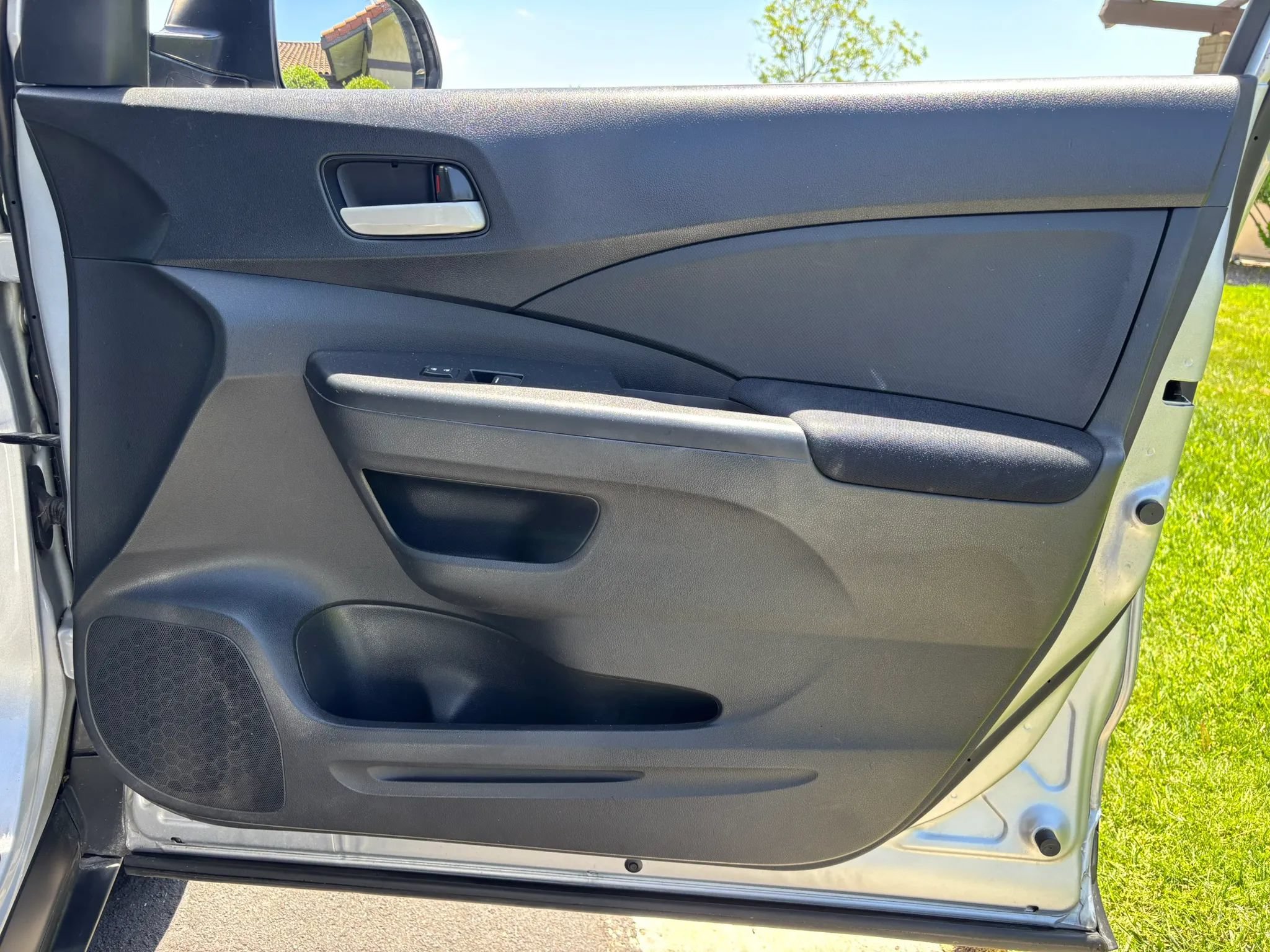 Used 2016 Honda CR-V LX image 15