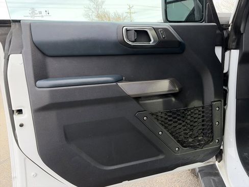 Used 2022 Ford Bronco Outer Banks image 16