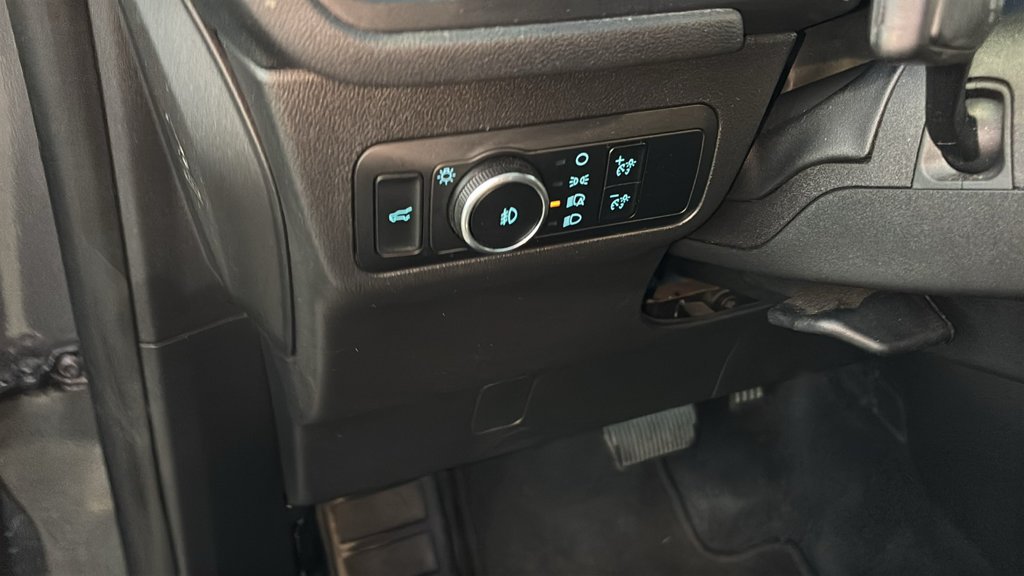 Used 2024 Ford Escape Platinum AWD/4WD image 12