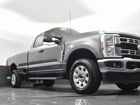 Used 2024 Ford F250 XLT image 17