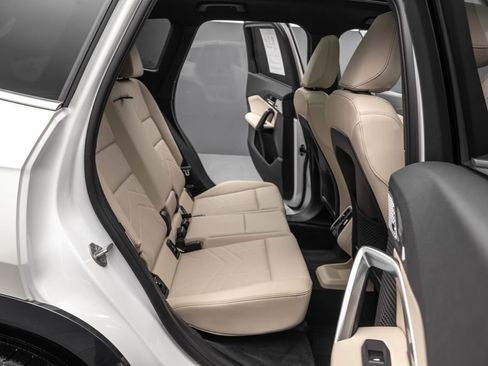 Used 2024 BMW X1 xDrive28i w/ Premium Package image 30