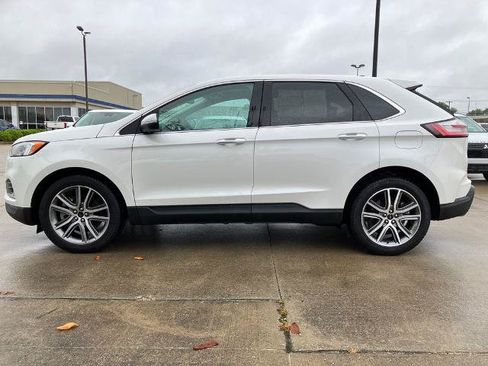 Certified 2024 Ford Edge Titanium w/ Equipment Group 301A AWD/4WD image 2