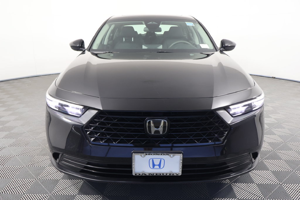Used 2023 Honda Accord EX image 2