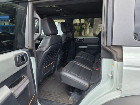 Used 2022 Ford Bronco Badlands image 13