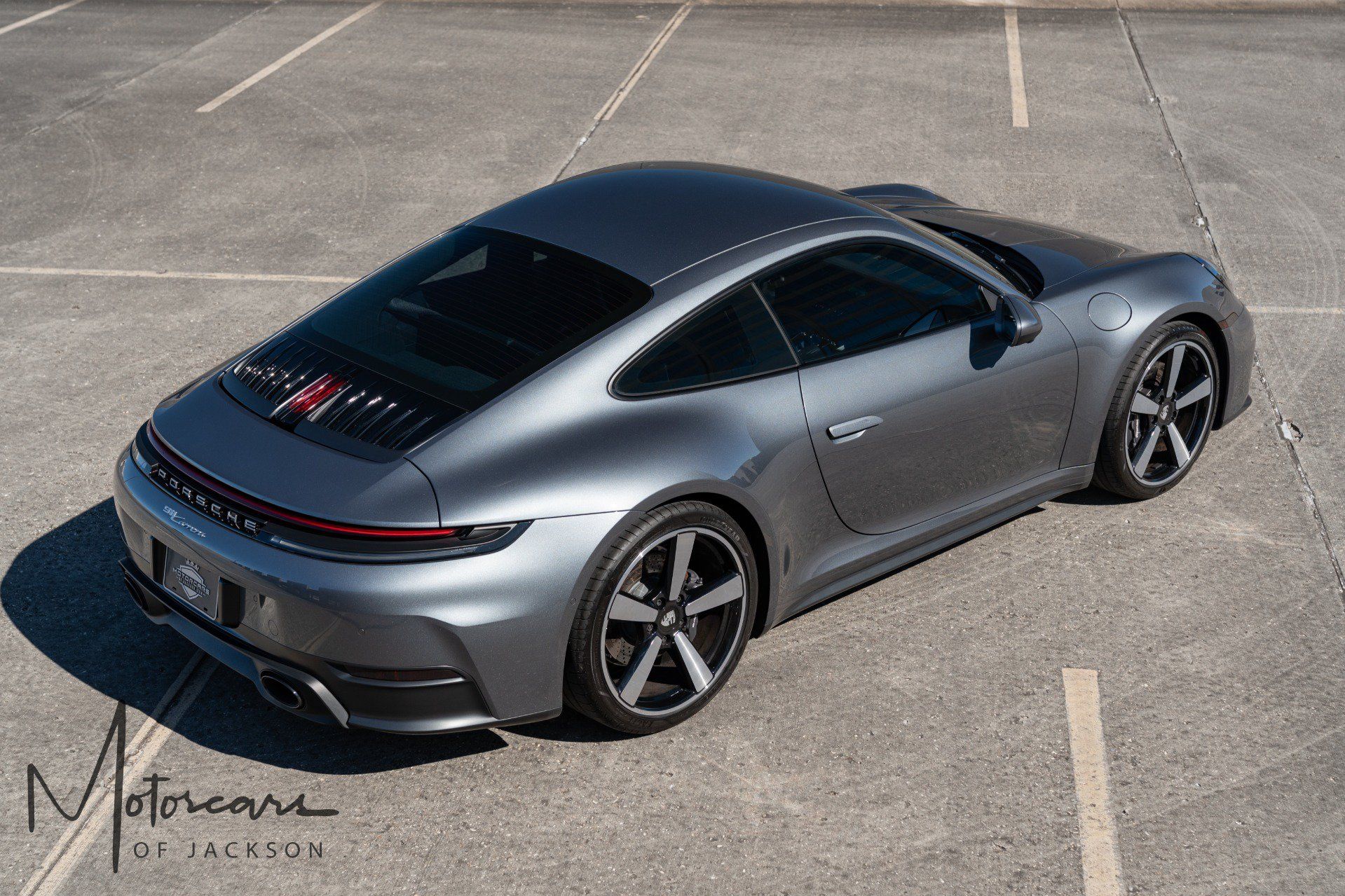 Used 2025 Porsche 911 Carrera RWD image 39