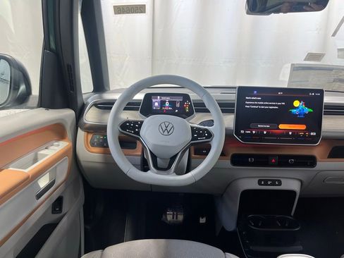 New 2025 Volkswagen ID. Buzz 1st Edition image 17