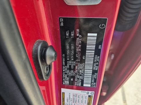 Used 2022 Toyota 4Runner SR5 RWD image 30