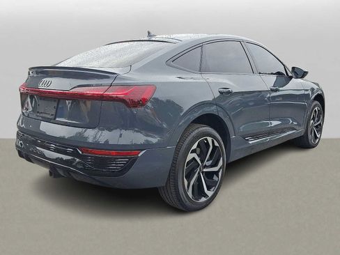 Used 2024 Audi Q8 e-tron Prestige AWD/4WD image 31