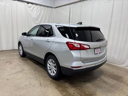Used 2019 Chevrolet Equinox LT w/ Driver Convenience Package FWD image 6