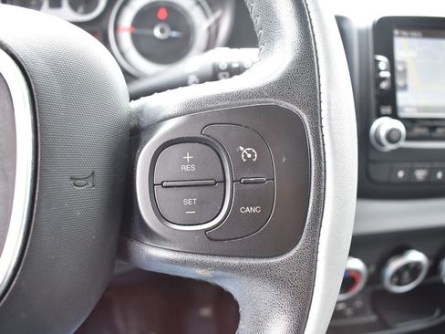 Used 2014 FIAT 500L Easy image 16