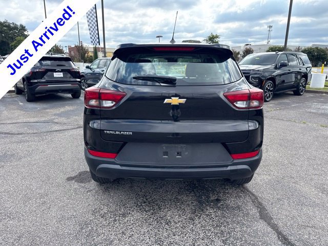 Used 2023 Chevrolet TrailBlazer LS FWD image 38