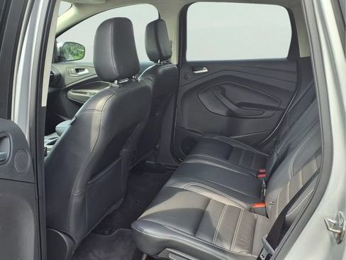Used 2018 Ford Escape Titanium FWD image 19