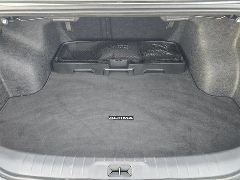 Used 2024 Nissan Altima 2.5 SV w/ SV Premium Package FWD image 26