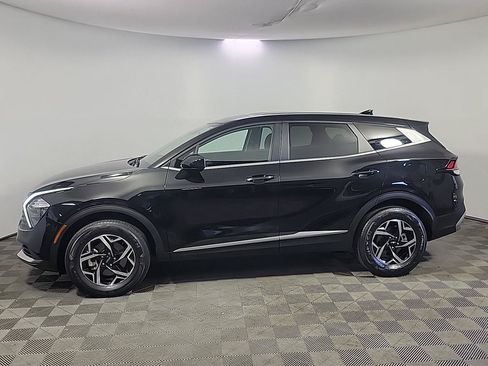 Used 2023 Kia Sportage LX AWD/4WD image 11