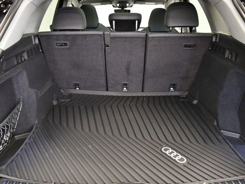 Used 2025 Audi Q5 Premium Plus w/ Premium Plus AWD/4WD image 54