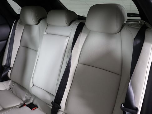 Used 2022 MAZDA CX-30 AWD 2.5 S w/ Premium Package image 31