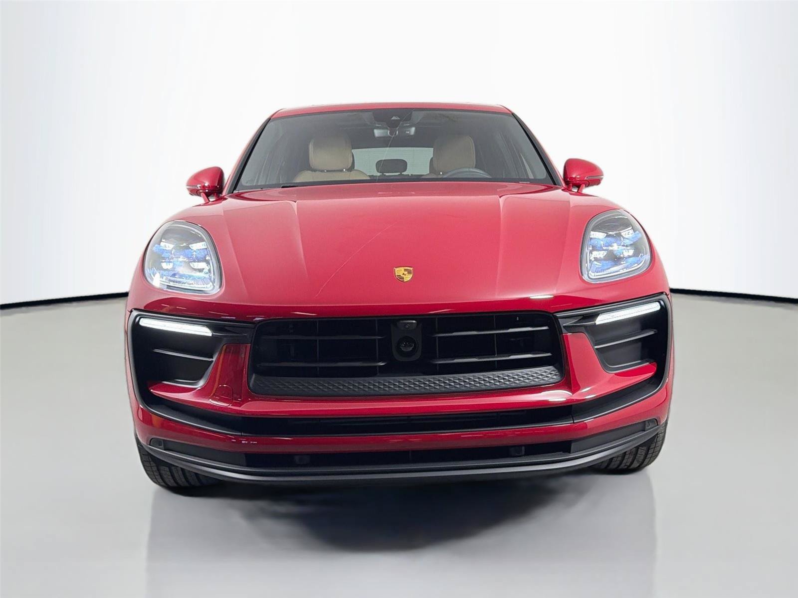 Certified 2026 Porsche Macan AWD/4WD image 10