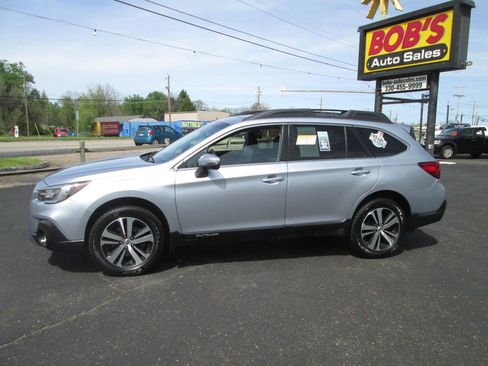 Used 2019 Subaru Outback 2.5i Limited AWD/4WD image 2