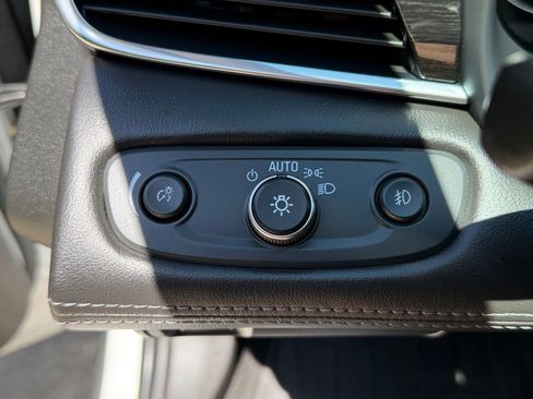 Used 2019 Buick LaCrosse Essence w/ Sun and Shade Package AWD/4WD image 12
