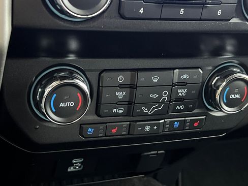 Certified 2020 Ford F350 Lariat image 21