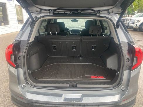 Certified 2019 GMC Terrain SLE w/ Driver Convenience Package FWD image 9