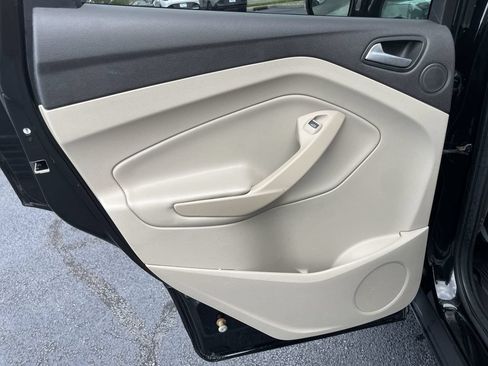 Used 2018 Ford Escape Titanium AWD/4WD image 22