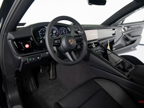 New 2026 Porsche Panamera 4 image 15