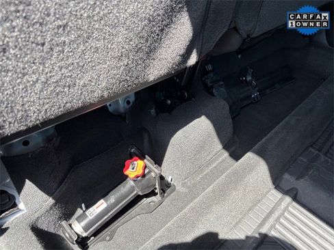 Used 2023 Chevrolet Silverado 1500 High Country w/ Technology Package image 33