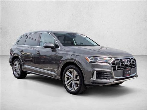Certified 2023 Audi Q7 2.0T Premium w/ Convenience Package AWD/4WD image 3