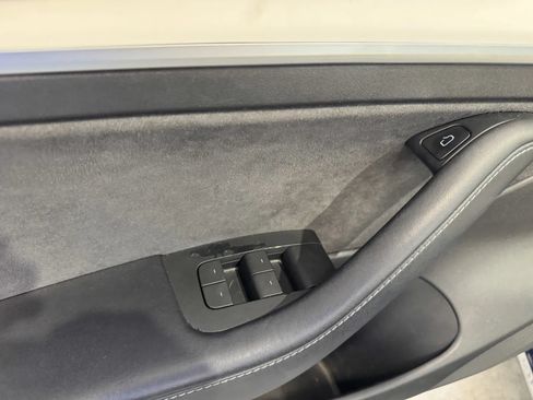 Used 2023 Tesla Model 3 Standard Range RWD image 16