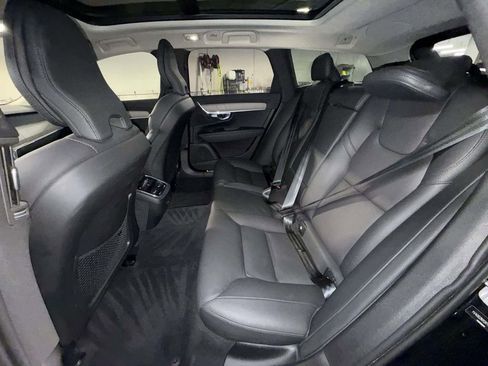 Used 2024 Volvo V90 B6 Cross Country Plus image 19