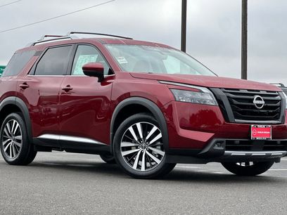 New 2025 Nissan Pathfinder Platinum