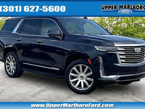Used 2023 Cadillac Escalade Premium Luxury image 1