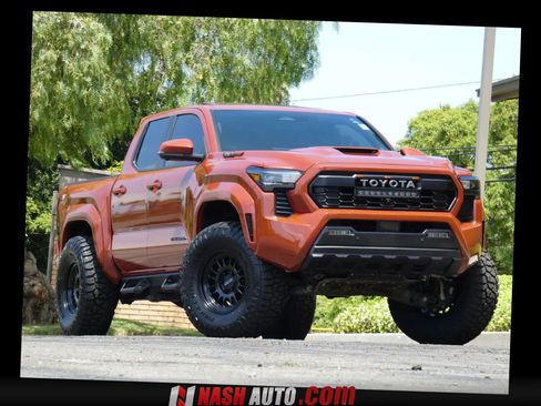 Used 2025 Toyota Tacoma TRD Sport w/ TRD Sport Premium Package AWD/4WD image 86