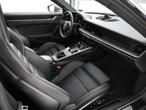 Used 2025 Porsche 911 Carrera S RWD image 30