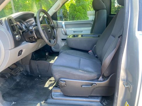 Used 2013 GMC Sierra 2500 W/T w/ Snow Plow Prep Package AWD/4WD image 9