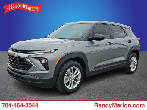 Used 2024 Chevrolet TrailBlazer LS w/ LS Convenience Package FWD image 1