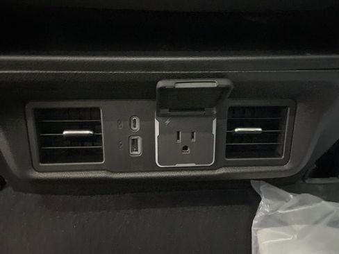 New 2026 Chevrolet Silverado 1500 LT image 34