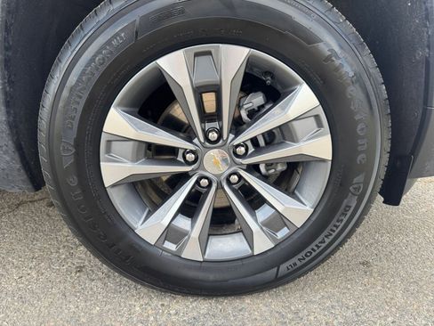 Used 2025 Chevrolet Equinox LT image 29