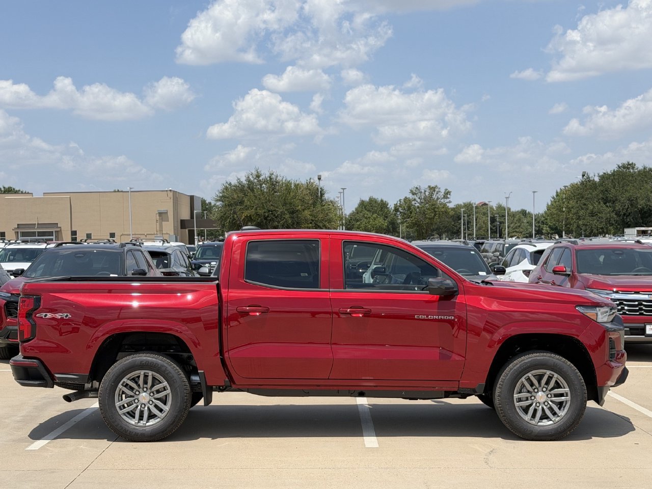 New 2026 Chevrolet Colorado LT w/ Advanced Trailering Package AWD/4WD image 3
