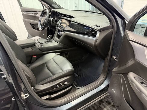 Used 2020 Cadillac XT6 Premium Luxury AWD/4WD image 26