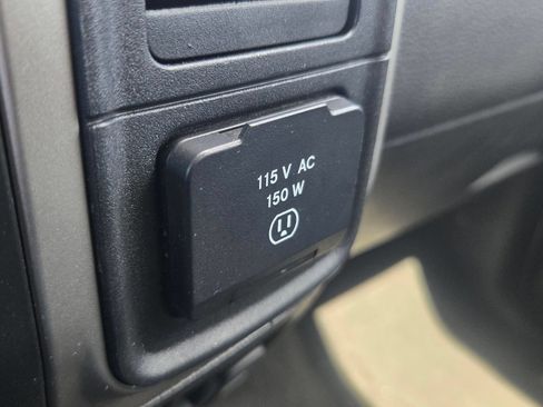 Used 2017 RAM 3500 Big Horn AWD/4WD image 24